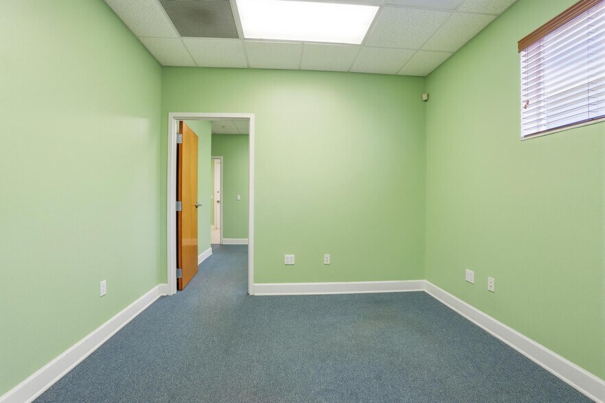 More Photos Of 344 S Woodland Blvd, Deland Office For Sale