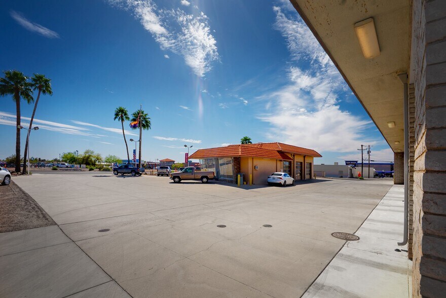 More Photos Of 870 W Apache Trl, Apache Junction General Retail For Sale