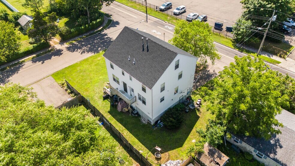 More Photos Of 143 Bradford Ave, East Haven Multifamily For Sale