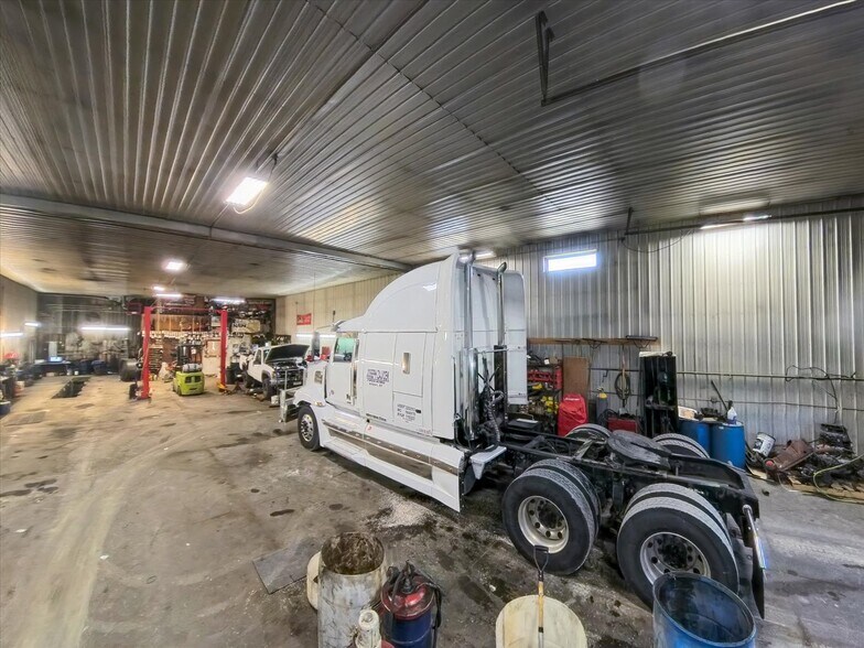 More Photos Of 8383 NY-961F, Arkport Auto Repair For Sale