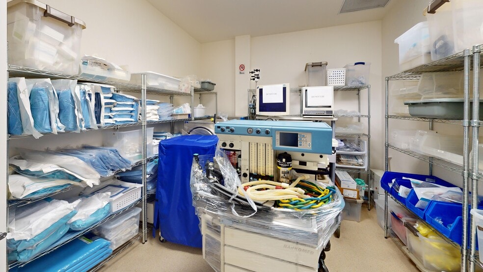 More Photos Of 8342 Garden Grove Blvd, Garden Grove Storefront Retail Office For Sale