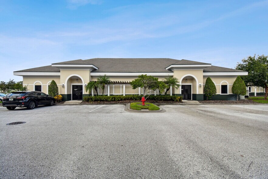 More Photos Of 8258 118th Ave N, Largo Medical For Sale