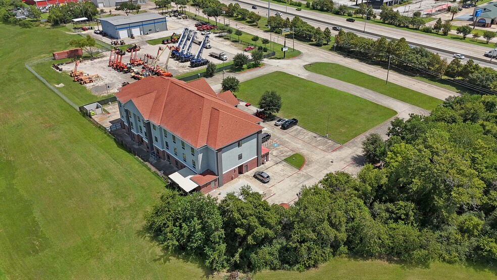 More Photos Of 0 Texas 146, La Porte Land For Sale