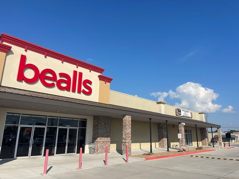 More Photos Of 6433 Highway 182 E, Morgan City Storefront For Lease