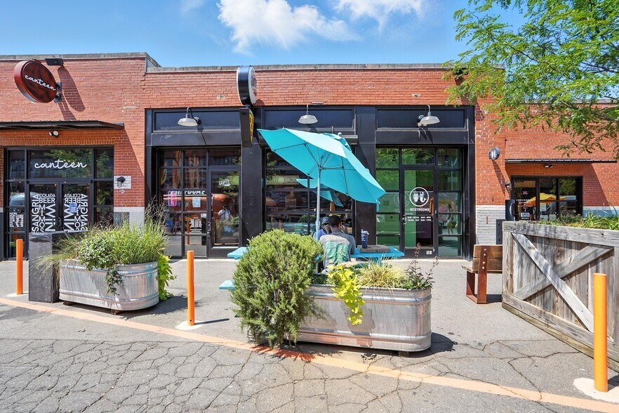 More Photos Of 1801 N Graham St, Charlotte Unknown For Lease
