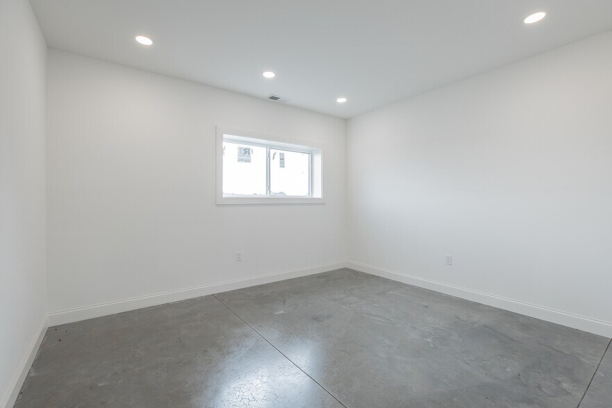 More Photos Of 3907 Caine Ln, Chattanooga Warehouse For Sale