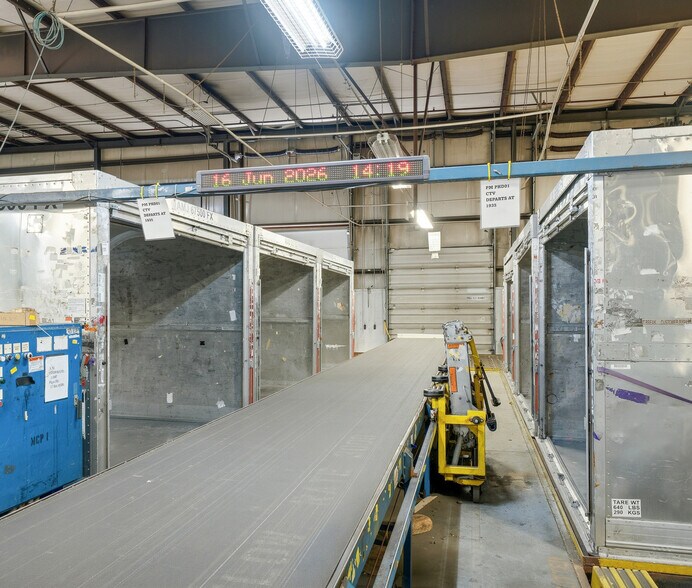More Photos Of 3301 Bruening Ave SW, Canton Warehouse For Lease