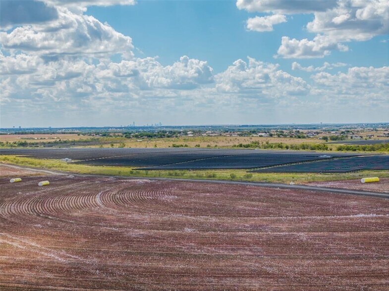 More Photos Of 000 Wells Lane, Manor Land For Sale