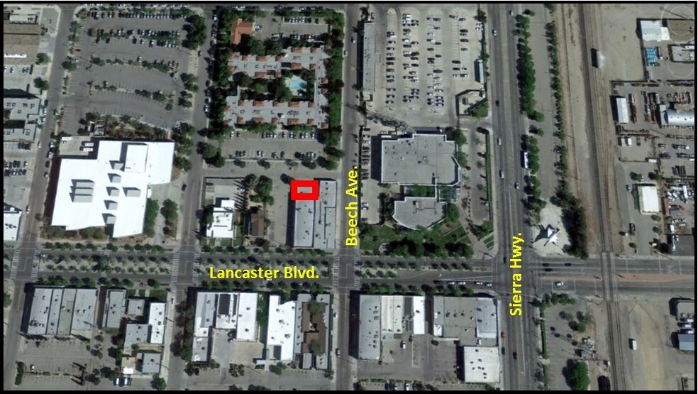 More Photos Of 539-547 W Lancaster Blvd, Lancaster Freestanding For Lease