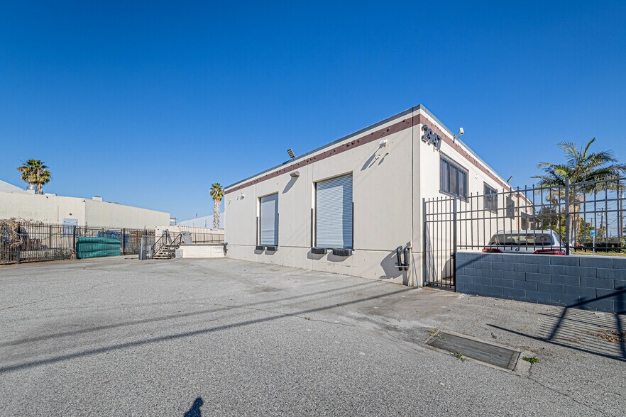 More Photos Of 2947 E 44th St, Vernon Warehouse For Sale
