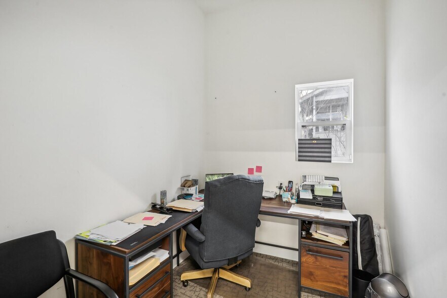 More Photos Of 613 Broadway, Wisconsin Dells Loft Creative Space For Sale