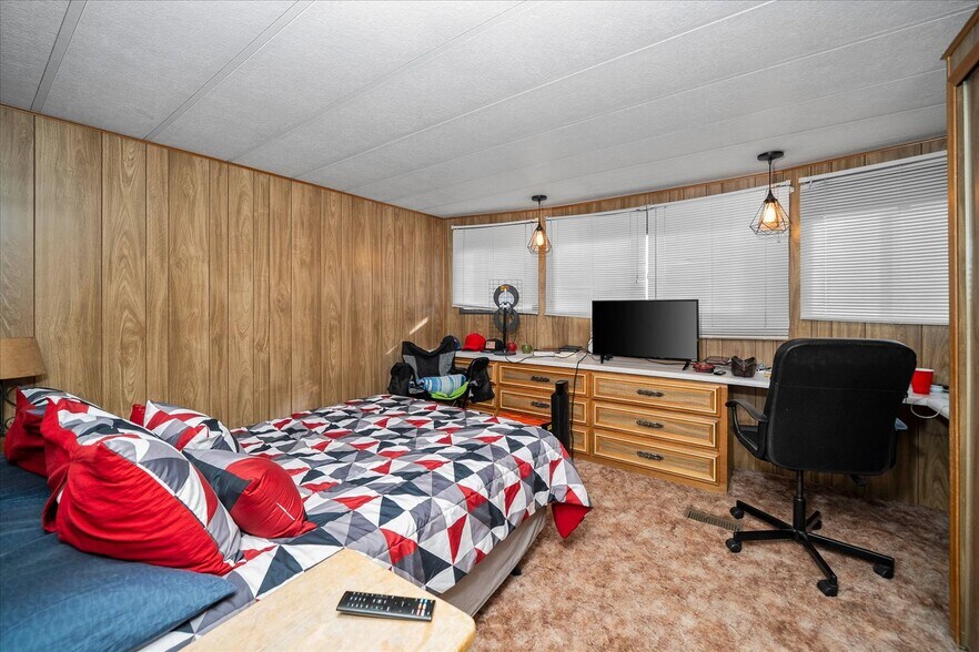More Photos Of 17220 E Cowley Ave, Spokane Valley Warehouse For Sale
