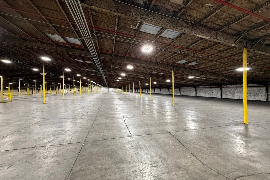 More Photos Of 130 Ecton Rd, Winchester Unknown For Lease