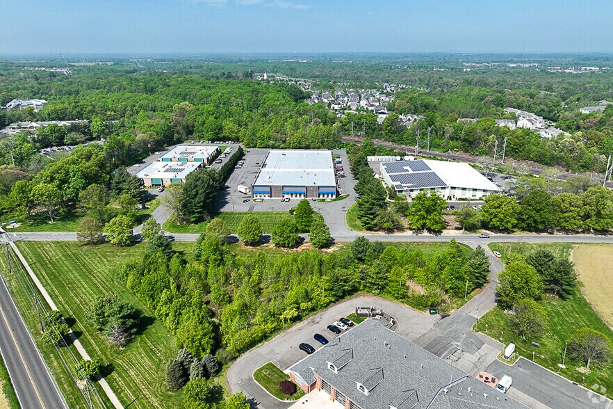 More Photos Of 45 Everett Dr, Princeton Junction Light Distribution For Lease