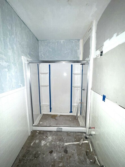 More Photos Of 17 Thorp St, Binghamton Apartments For Sale