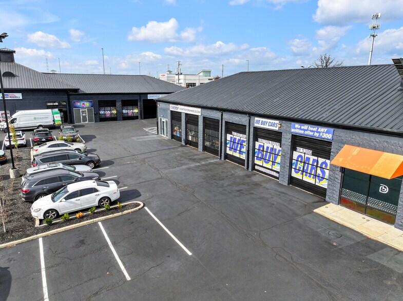 More Photos Of 3801 B Nicholasville Centre Dr, Lexington Unknown For Lease