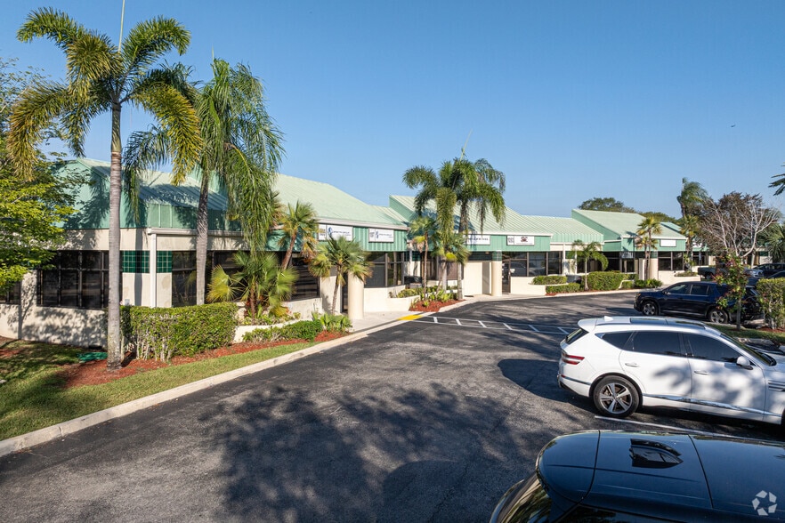 More Photos Of 1055-1099 Shotgun Rd, Sunrise Warehouse For Sale