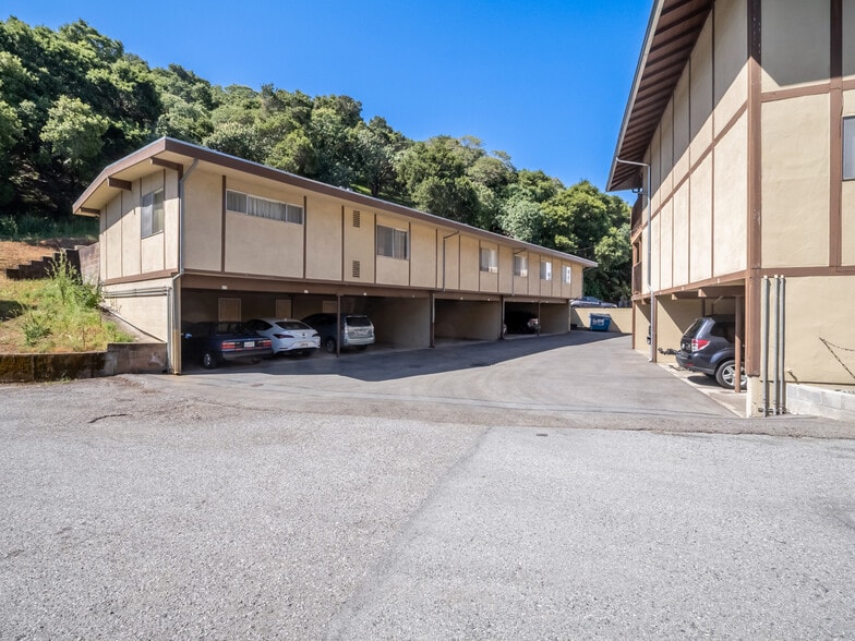 More Photos Of 2311 Carlmont Dr, Belmont Apartments For Sale