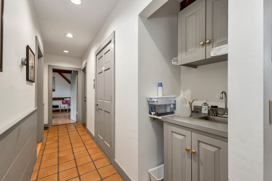 More Photos Of 68 Lyme Rd, Hanover Office Residential For Sale