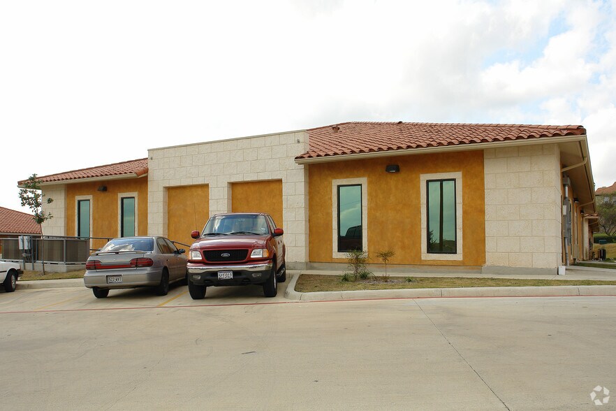 More Photos Of 123 Stone Oak Loop, San Antonio Medical For Sale