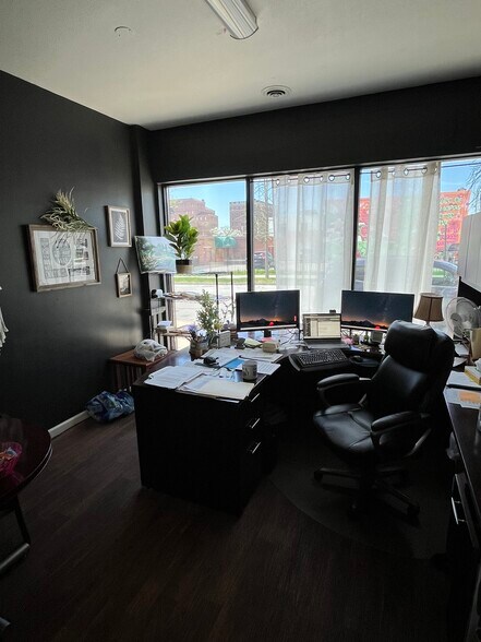 More Photos Of 1212-1220 Madison Ave, Toledo Storefront Retail Office For Lease