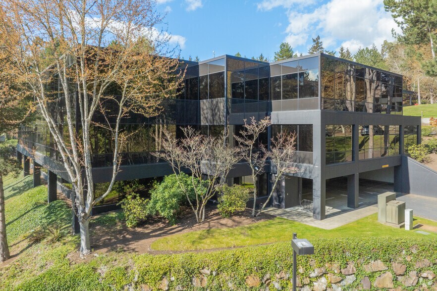 Primary Photo Of 4020 Lake Washington Blvd NE, Kirkland Office For Lease