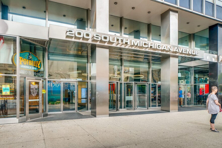 More Photos Of 200 S Michigan Ave, Chicago Office For Lease