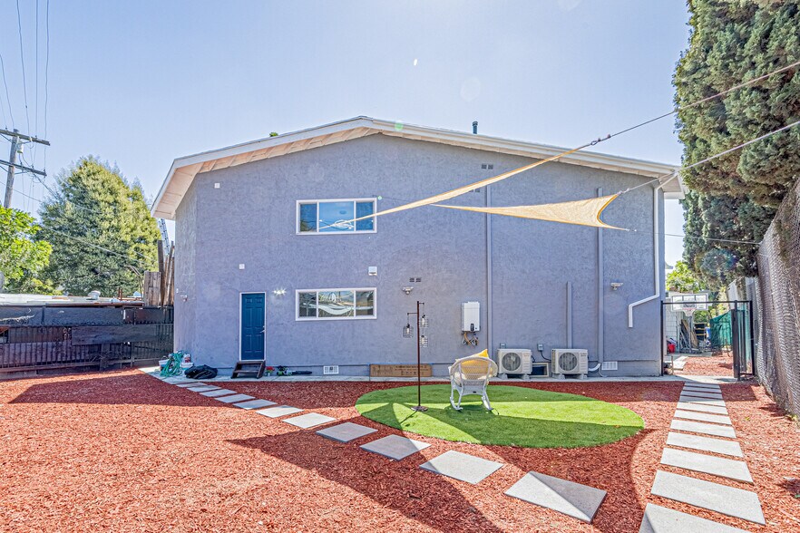 More Photos Of 5633 La Mirada Ave, Los Angeles Apartments For Sale