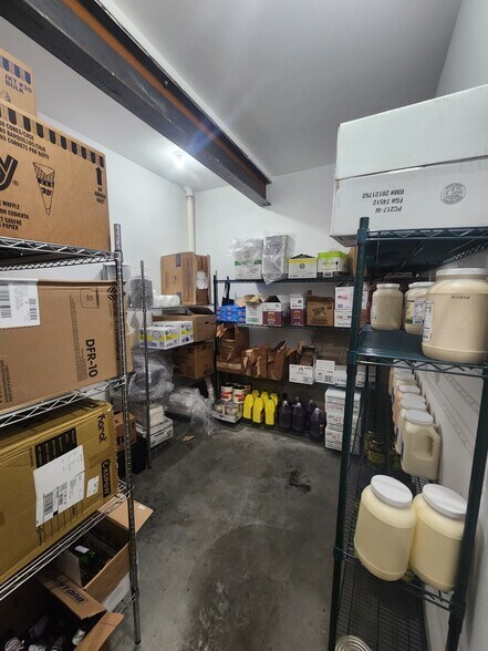 More Photos Of 605 Wolcott Rd, Wolcott Specialty For Sale