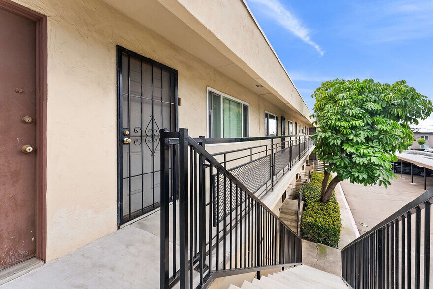 More Photos Of 4415 Rosebud Ln, La Mesa Apartments For Sale