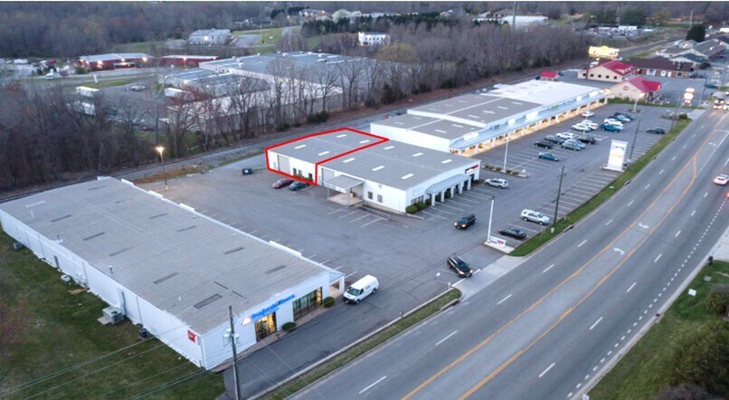 More Photos Of 17860 Forest Rd, Forest General Retail For Sale