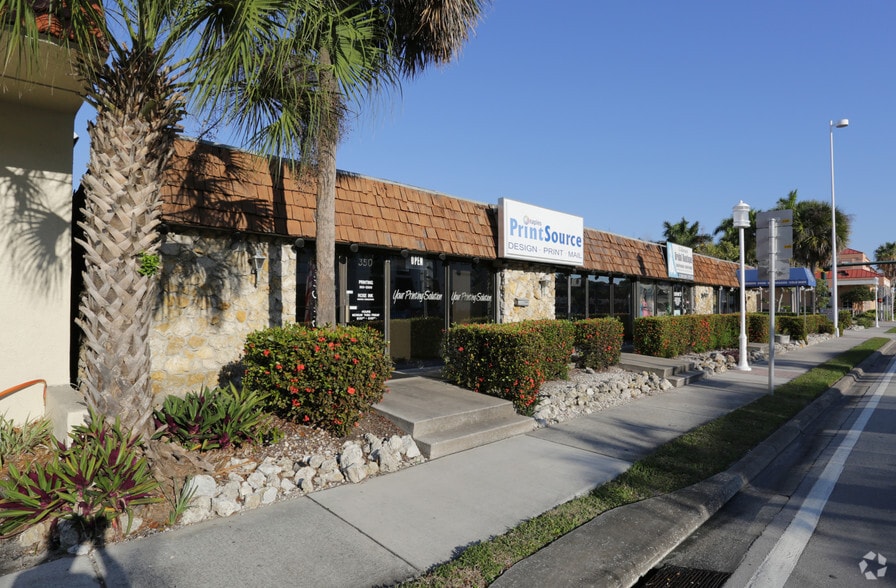 More Photos Of 330-350 9th St S, Naples Freestanding For Sale