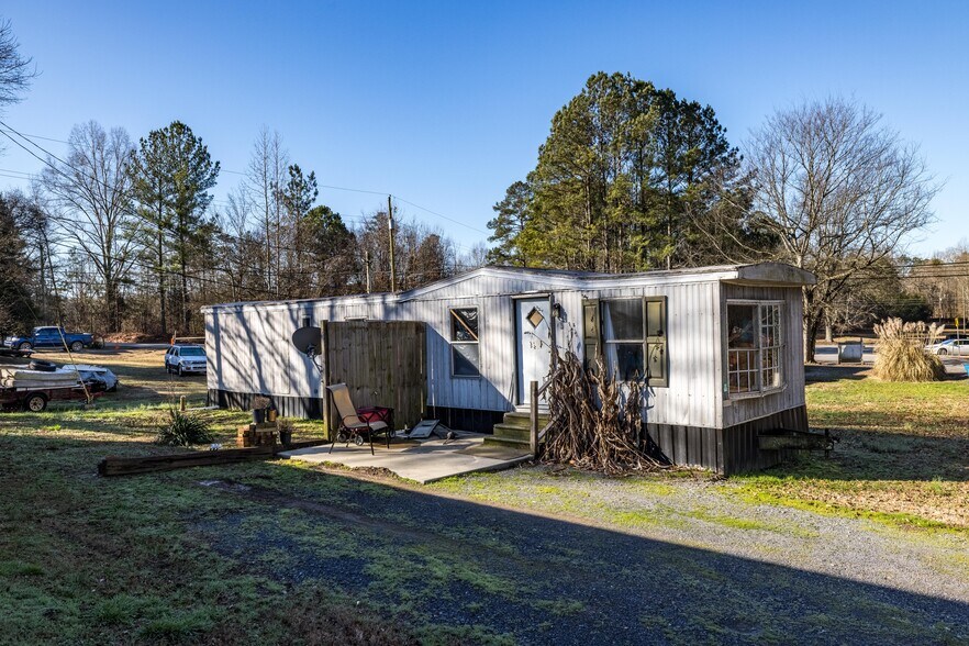 More Photos Of 3020 Old Summerville Rd, Armuchee Manufactured Housing Mobile Home Park For Sale