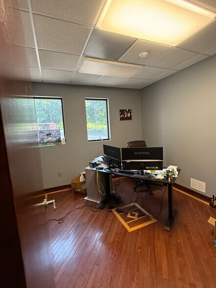 More Photos Of 145 Rockledge Ave, Jenkintown Warehouse For Lease