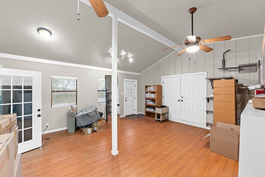 More Photos Of 4514 Billy Sames, Adkins Land For Sale