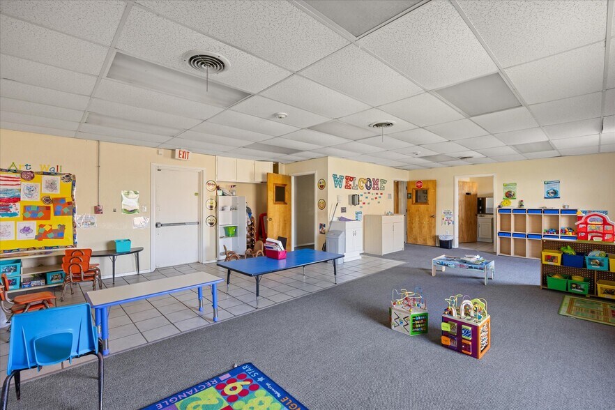 More Photos Of 6605 Dan Danciger Rd, Fort Worth Office For Sale