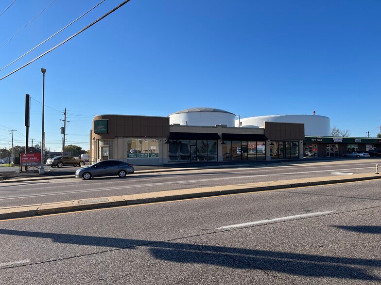 More Photos Of 10004 Gravois Rd, Saint Louis Storefront Retail Office For Lease