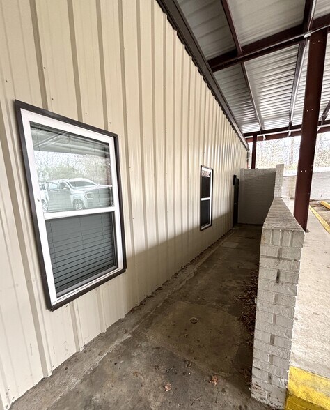 More Photos Of 629 E Forsyth St, Americus Office For Sale