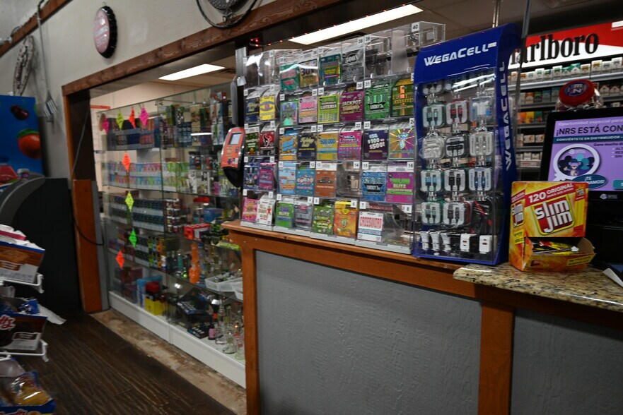 More Photos Of 121 S Berry St, Burkburnett Restaurant For Sale