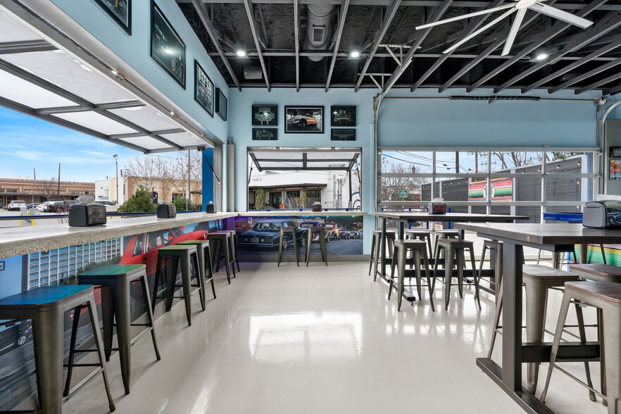 More Photos Of 620 S Presa St, San Antonio Restaurant For Lease