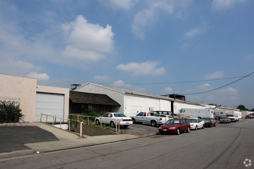More Photos Of 8131-8137 Allport Ave, Santa Fe Springs Manufacturing For Lease