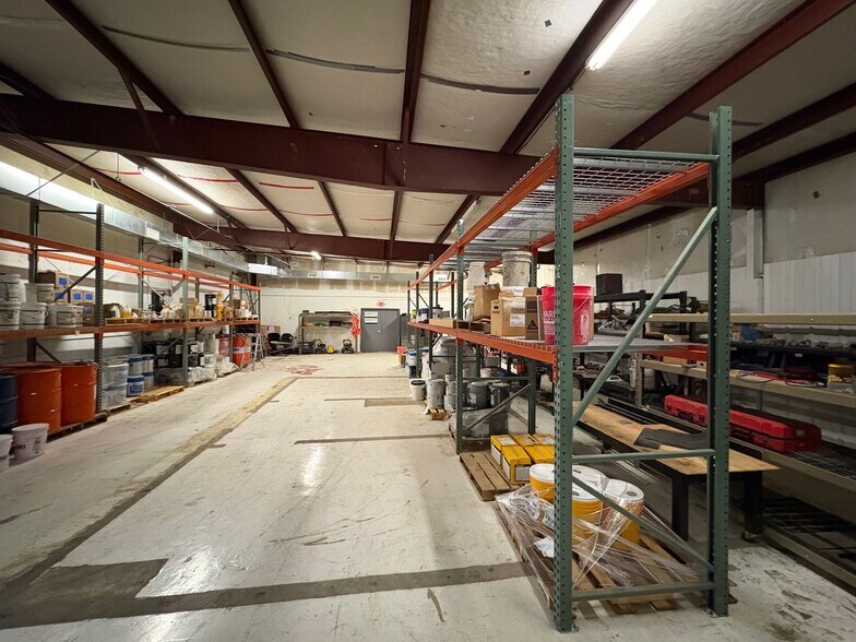 More Photos Of 10912 S 264th Ave E, Coweta Warehouse For Lease