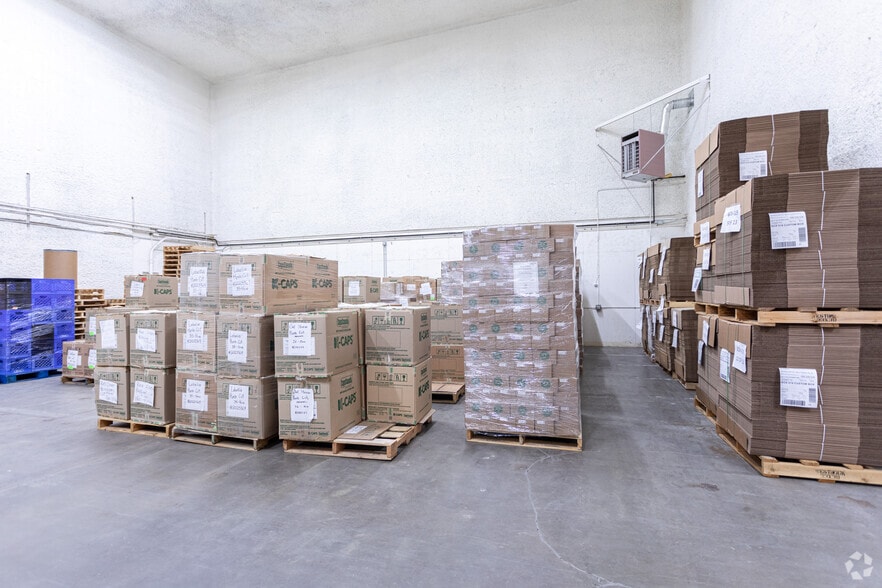 More Photos Of 810 W Utah Ave, Payson Warehouse For Sale