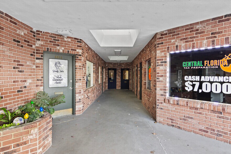 More Photos Of 5801-5841 Dahlia Dr, Orlando Office For Sale