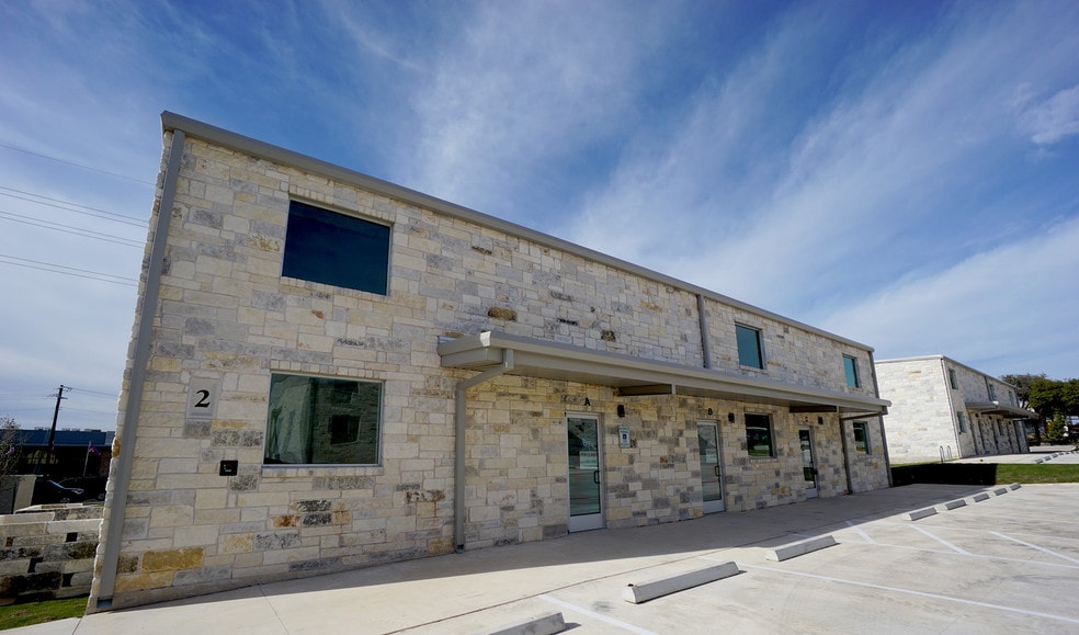 More Photos Of 12112 Anderson Mill Rd, Austin Warehouse For Lease