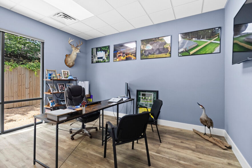 More Photos Of 28809 Hardin Store Rd, Magnolia Office For Lease
