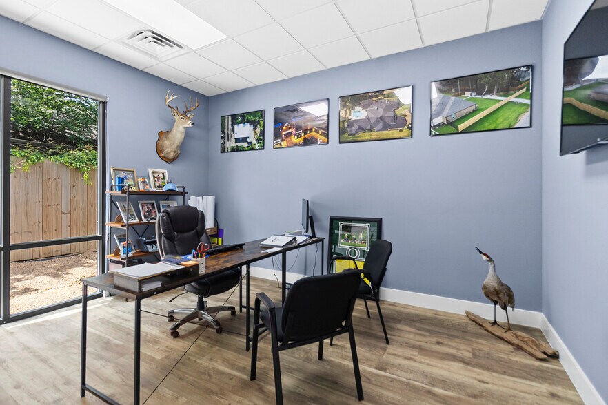 More Photos Of Hardin Store rd, Magnolia Office For Lease