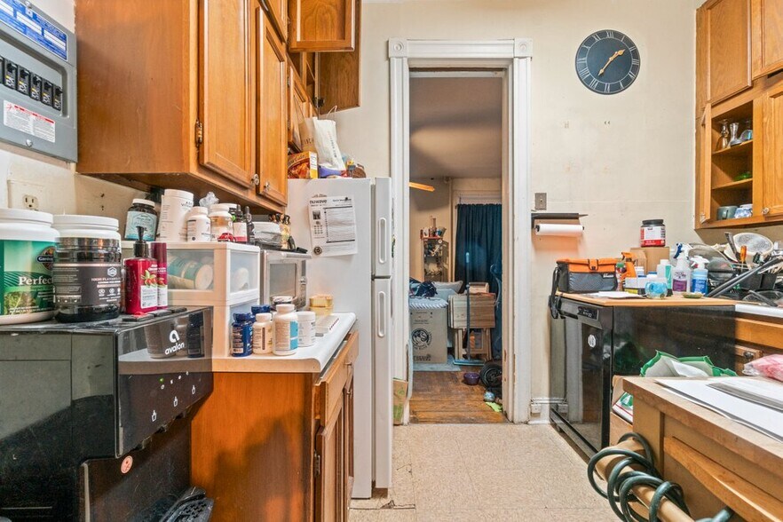 More Photos Of 2810 Saint Paul St, Baltimore Multifamily For Sale