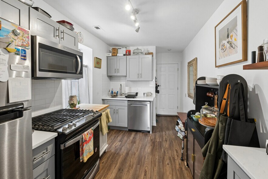 More Photos Of 1600 Spruce St, Philadelphia Apartments For Sale