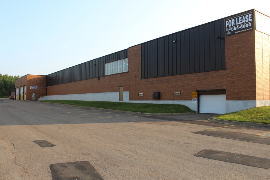 More Photos Of 653 St George Blvd, Moncton Warehouse For Lease